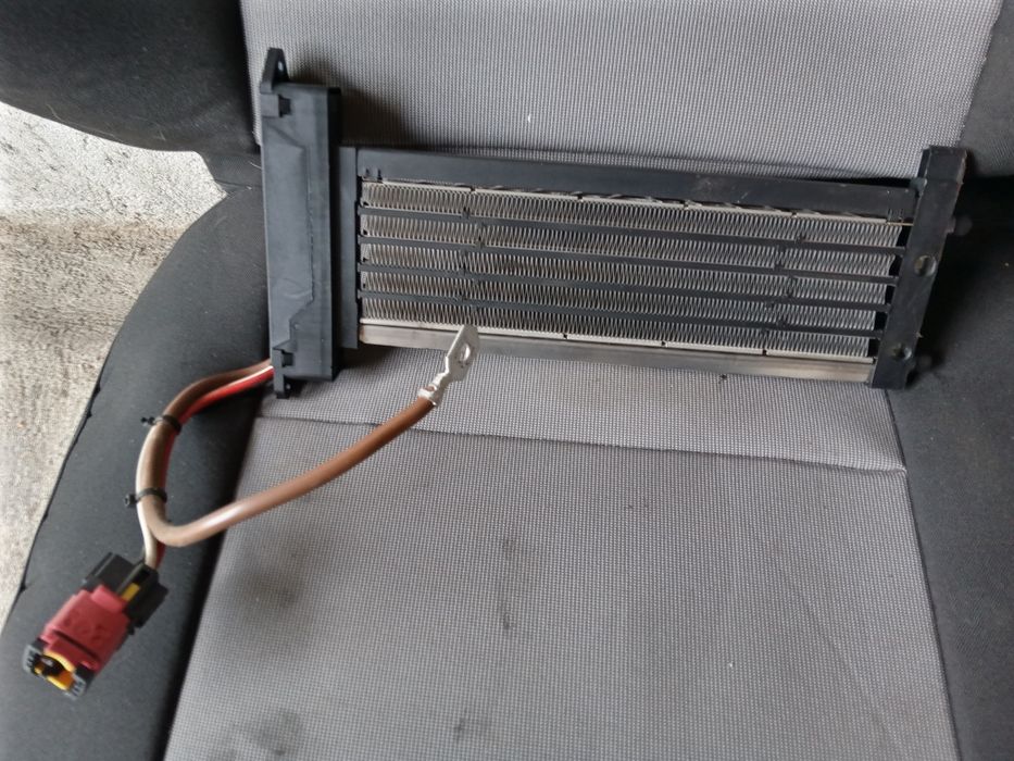 Електрически радиатор(парно)за Пежо-407