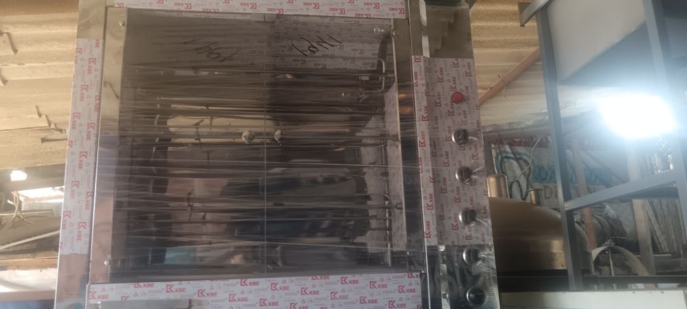 Гриль аппарат Gril aparat tovuq va gusht maxsulotlari uchun Stol rakvi