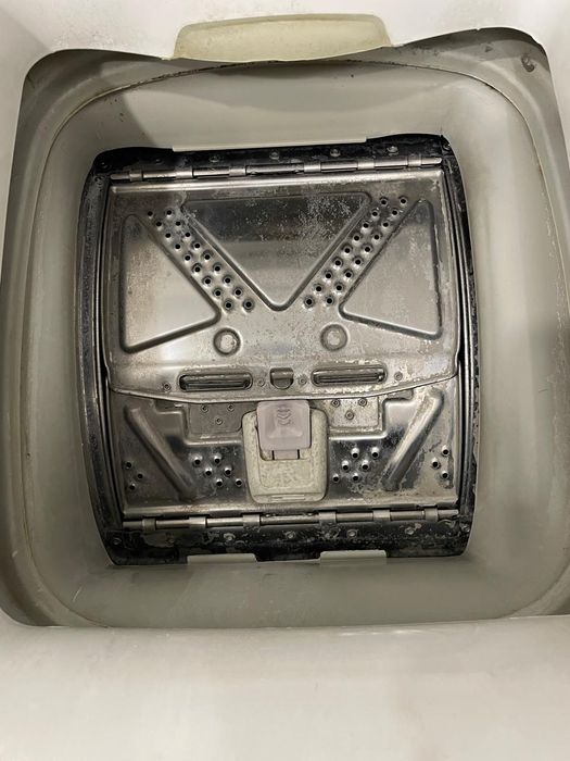 Hotpoint Ariston Стиральная машина