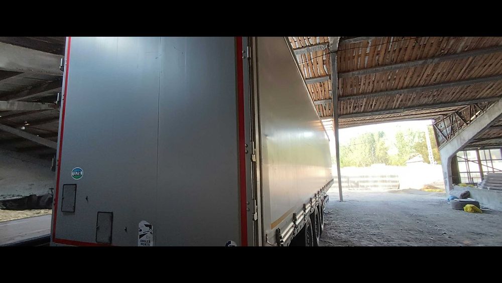 tent va eshik sotiladi  3.500$ yana kelishamiz 2018-yil ko'gel