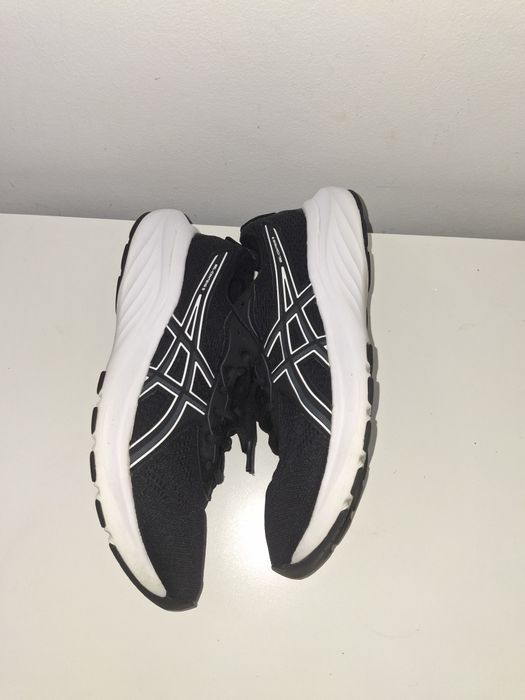 Adidasi asics marime 40.5