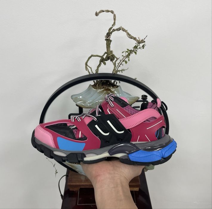 Balengiaca Track Roz