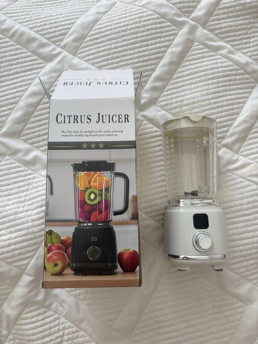 Соковыжималка компактная 600мл