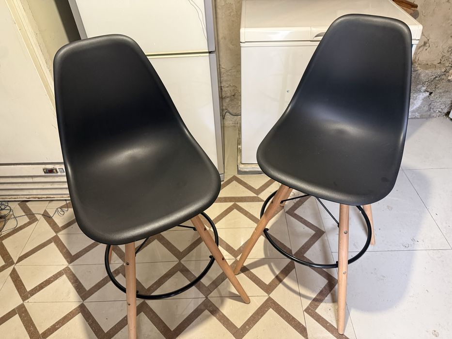 Продам барные стулья