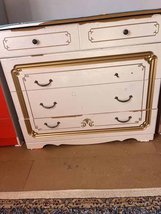 Спальная кровать