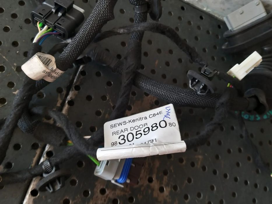 Cablaj instalatie electrica usa dreapta spate citroen c5 aircross 9830598080