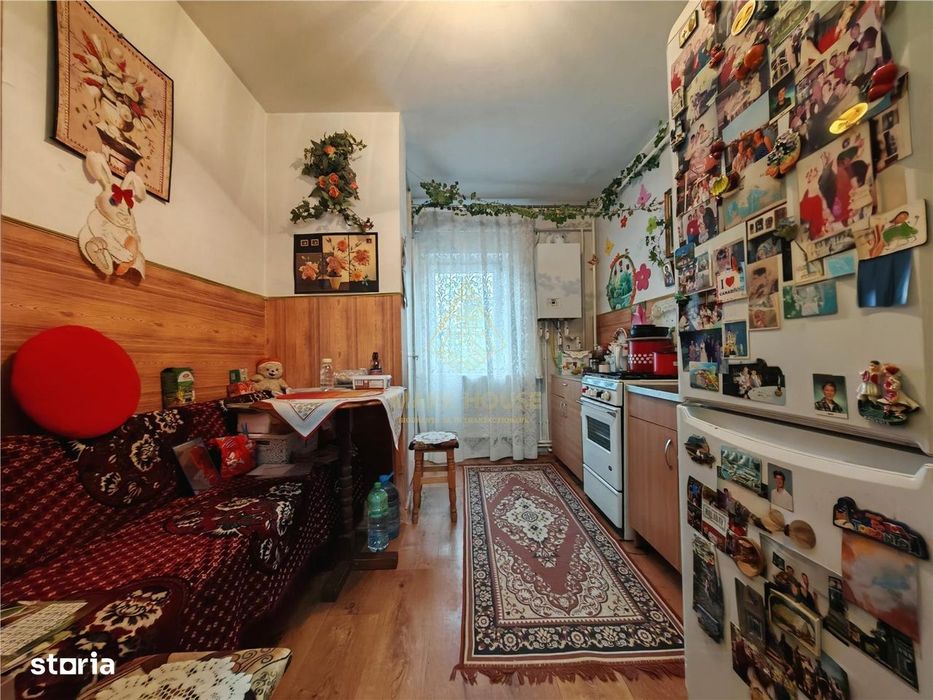 Apartament cu 2 camere de vanzare, zona Cora
