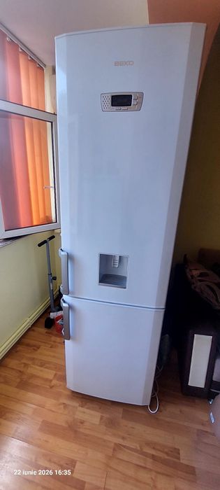 Se vinde frigider Beko, stare buna de functionare