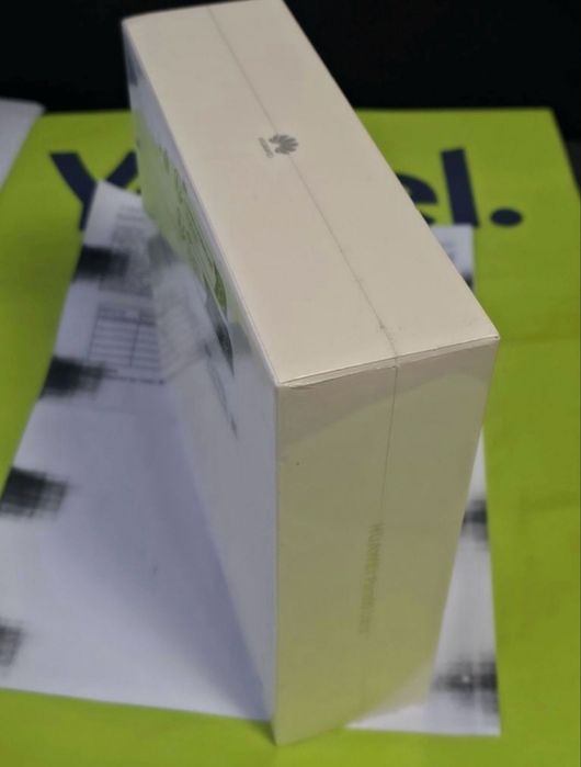 ЗАПЕЧАТАН 512GB Huawei Pura 80 Ultra Гаранция Yettel 3г. 2029 GOLDEN BLACK