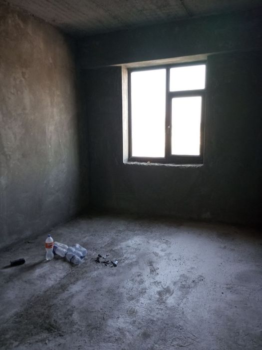 Новостройка Уй сотилади