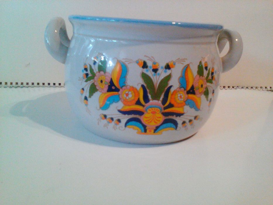 Керамични съдове за декорация