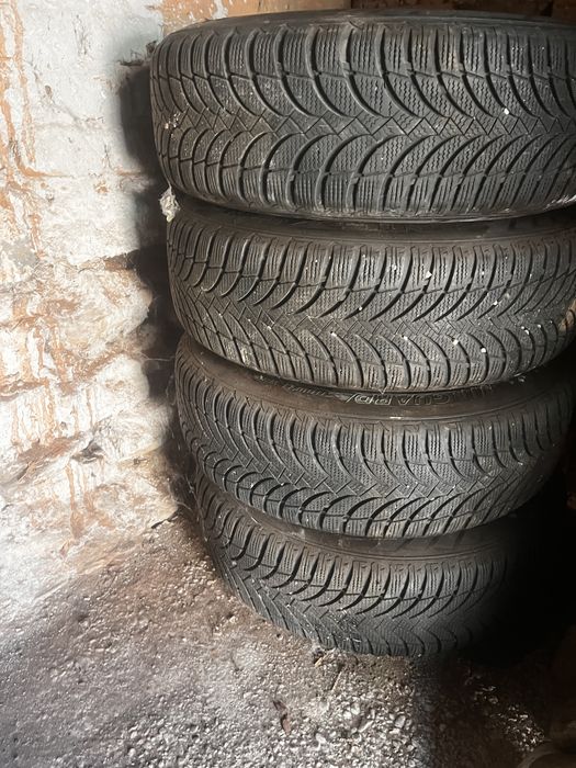Set 4 jante aluminiu R16 cu anvelope M+S  215/65 R16