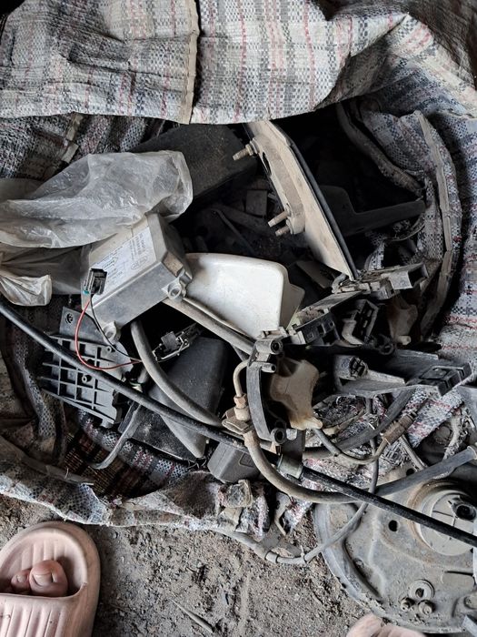 Продам запчасти в хорошем состоянии