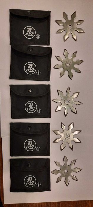 Vând cuțite diverse