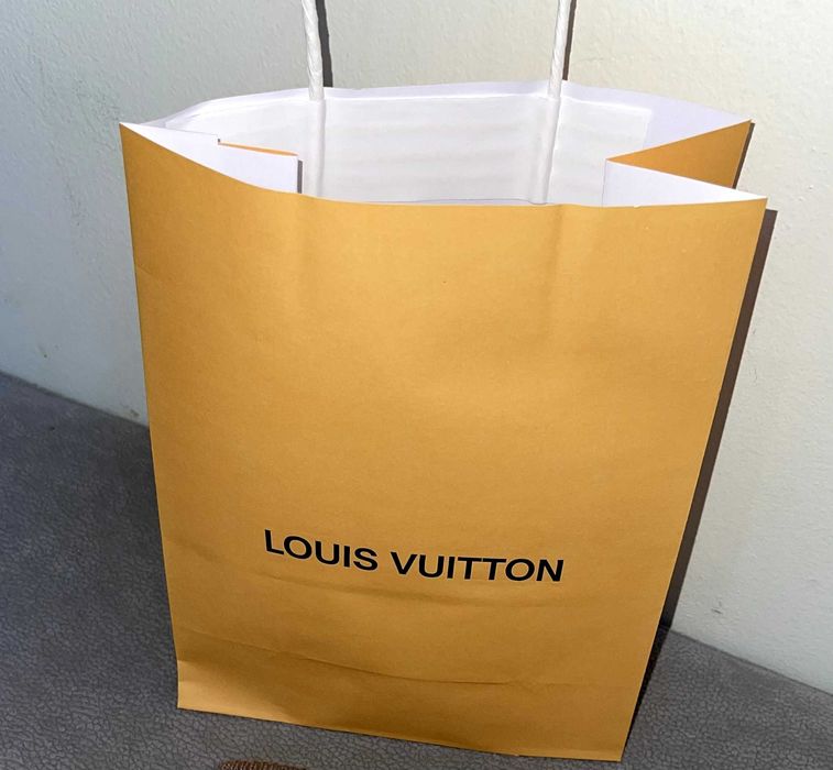 Louis vuitton lv шапка лилава бяла лв шарена капела лятна периферия пл