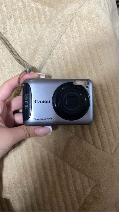 Canon PowerShot A490 10MP Цифровик