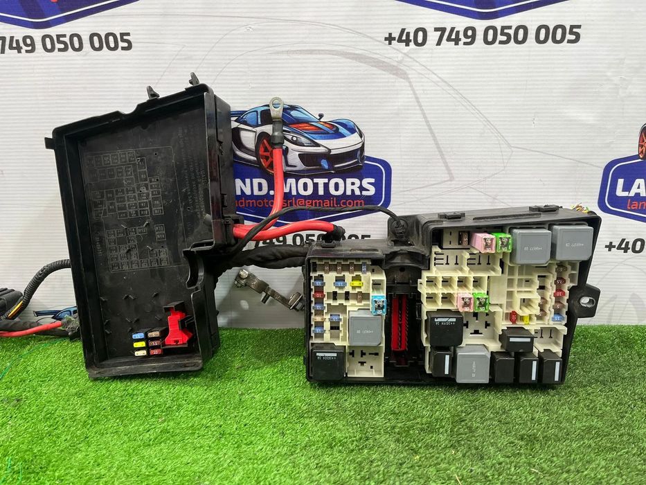 TABLOU PANOU SIGURANTE VOLVO V40 2.0 DIESEL 2016 COD OEM 31409757 AV6T14A142AA AV6T-14A142-AA AV6T14A067AD AV6T-14A067-AD 2012-2019