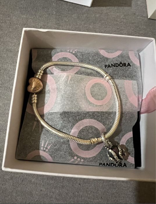 Гривна на Пандора с талисман