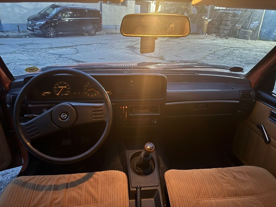 OPEL Rekord 1981 — imagine 5