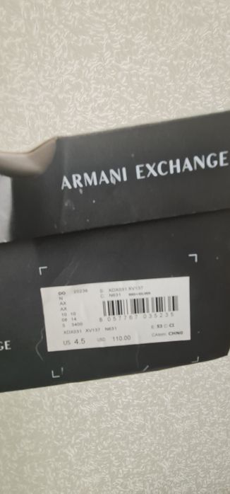 Кроссовки Армани новые, 34 размер