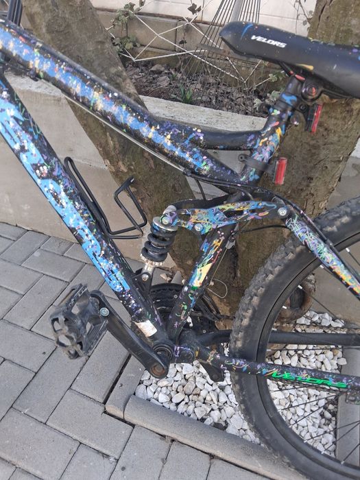 VAND URGENT Velors full