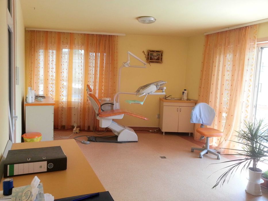 Scaun stomatologie complet + Sterilizator Pupinel Profesional