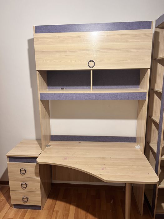 Продаю шкафы тумбочка