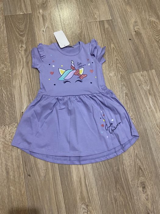 Продам платья для девочек