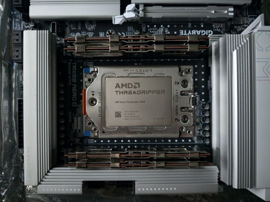 PC Workstation: AMD Threadripper 7980x, 192GB  DDR5 ECC RDIMM, TRX50 Aero D