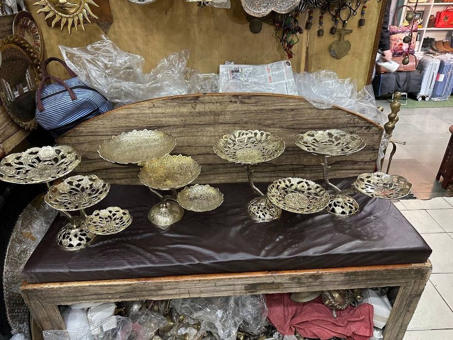 Посуда Этажерки из Индии , металл бронза Новое в наличии