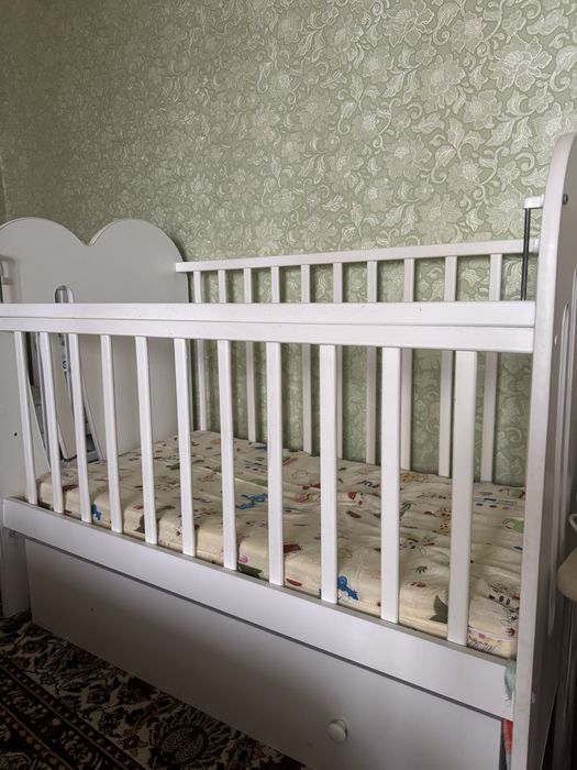 Продам детскую кровать