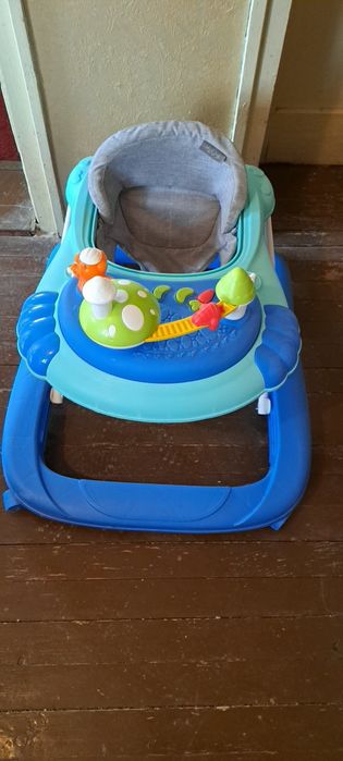 Проходалка и Уокър