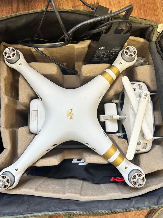 DJİ PHANTOM 3 Profesional 4K