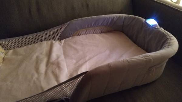 Продам детскую кроватку для малыша