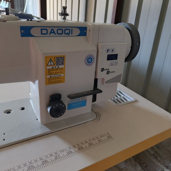 Швейная машинка для плотных материалов