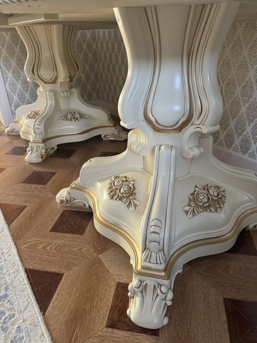 Срочно продается стол