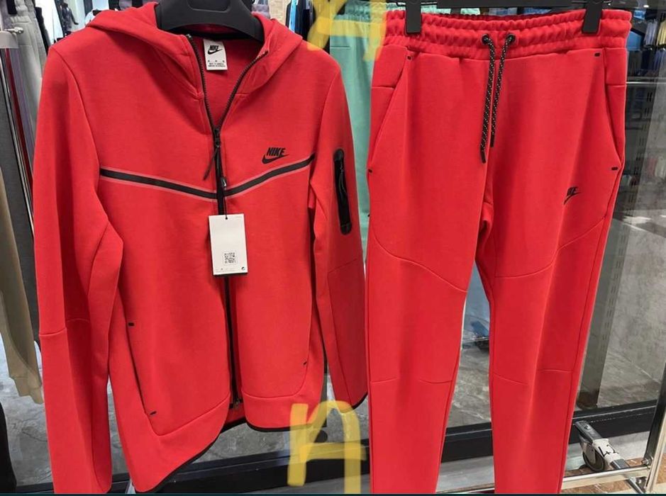 Trening Nike Tech Fleece, Model NOU 2025 -Calitate Premium baieti fete