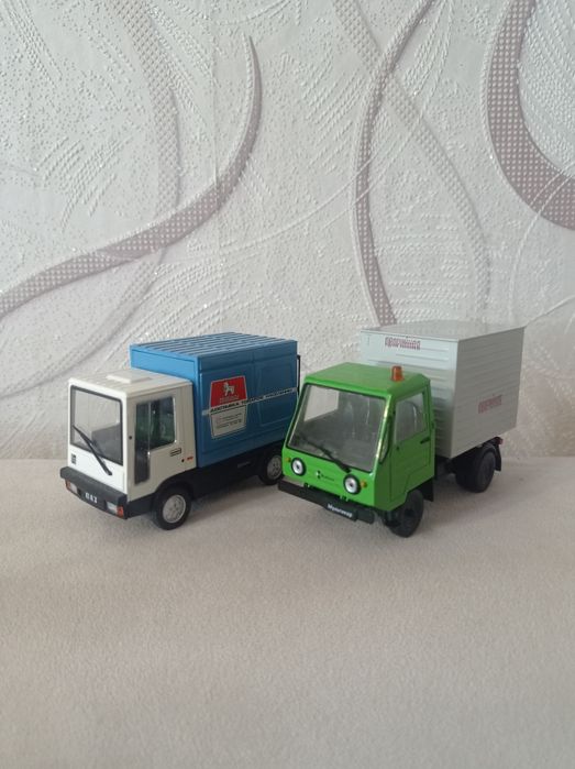 Модельки грузовиков в масштабе 1/43.
