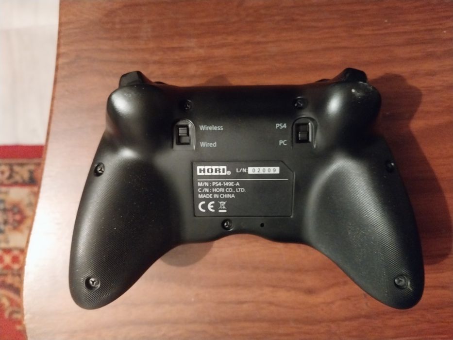 Продам джойстик для ПК и PS4 без проводной