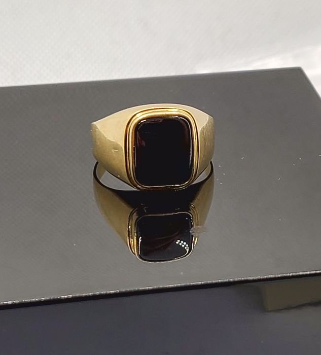 Ghiul bărbătesc din aur 14K cu onix negru – mărimea 59, gramaj 6,30 gr