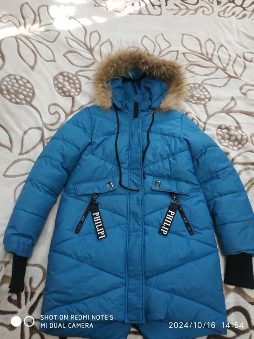 Зимняя куртка на девочку