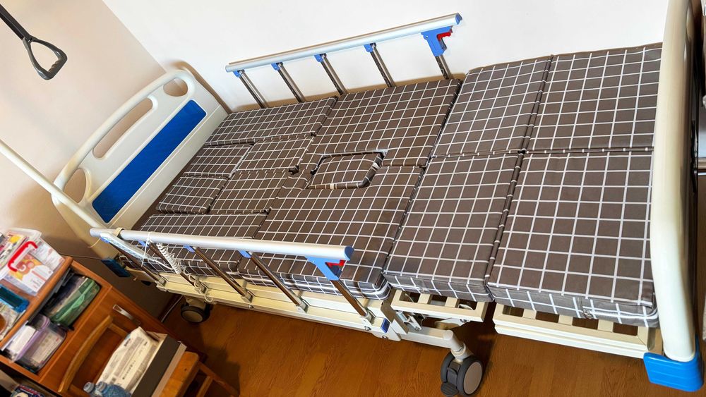 Pat medical electric rabatabil cu saltea