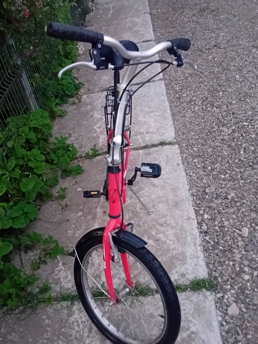 De vanzare este pliabila