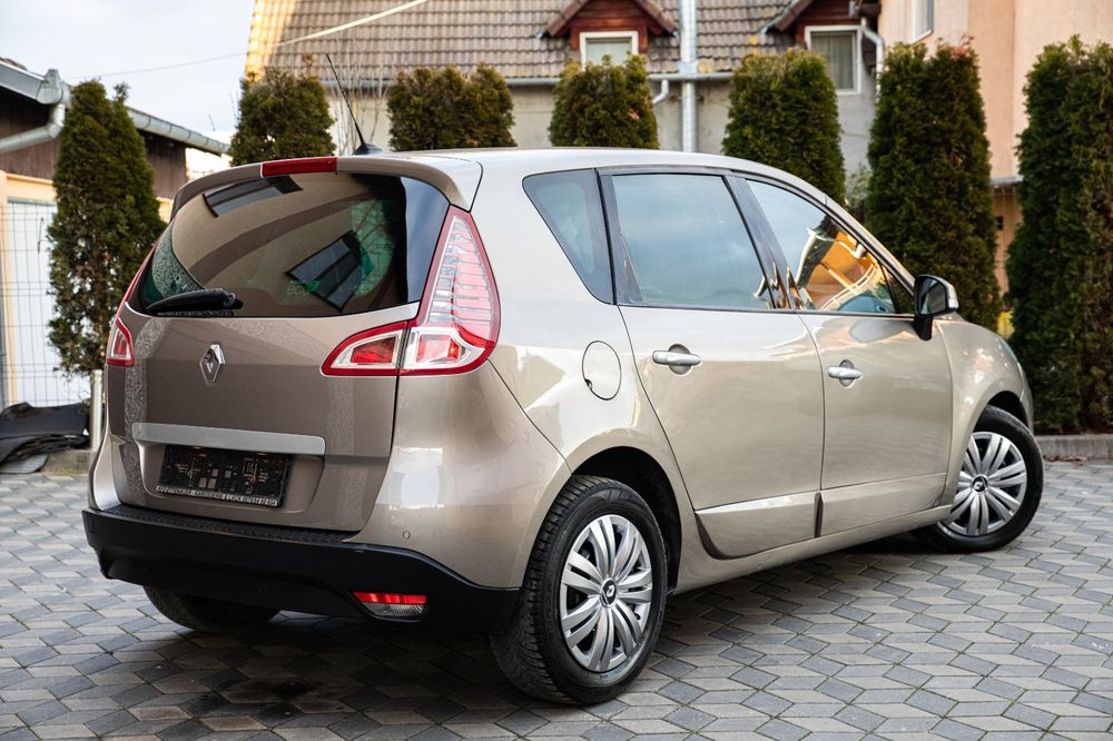 ~Renault Scenic Highline~An 2011~1.6 Dci~Euro 5
Motorizare 1.5 dCi, 11