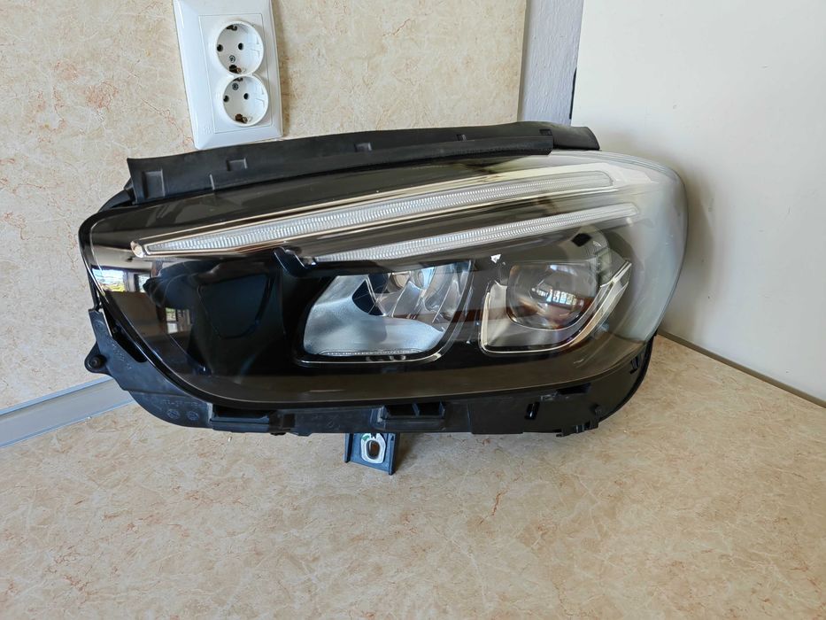 Фар Mercedes W247 B-Classa LED ляв / Фар Мерцедес W247 Б-класа Оригинален