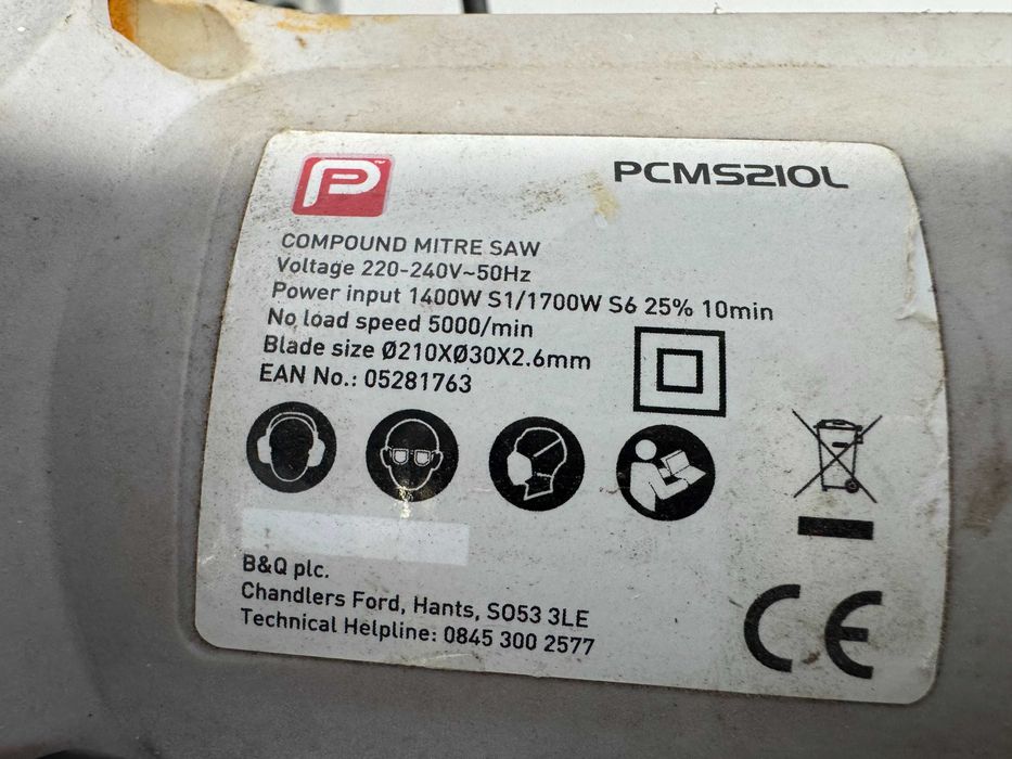 Циркуляр пендула - Pro 1400 - 1700 W / 210mm