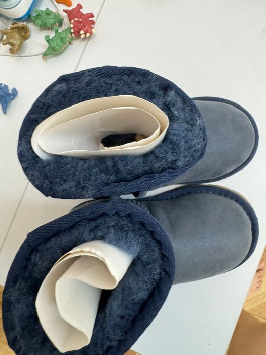 Уги детские 25 размер