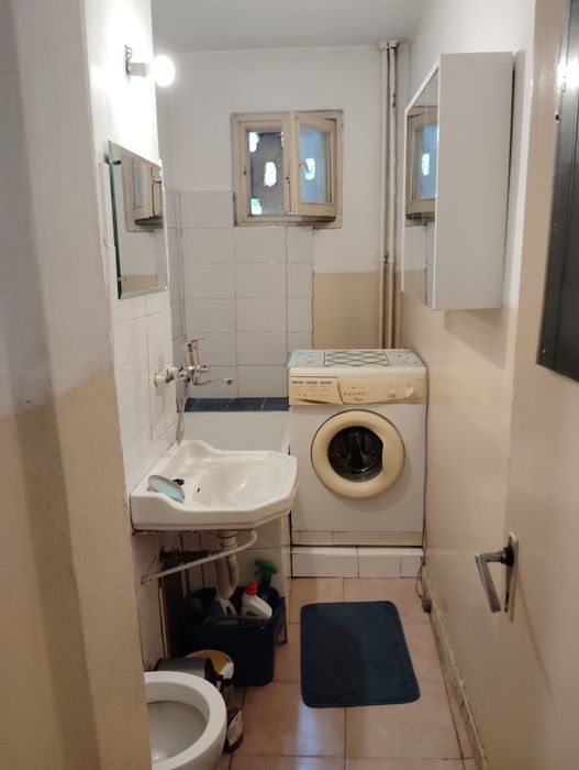 e închiriez apartament zona Nord utilat