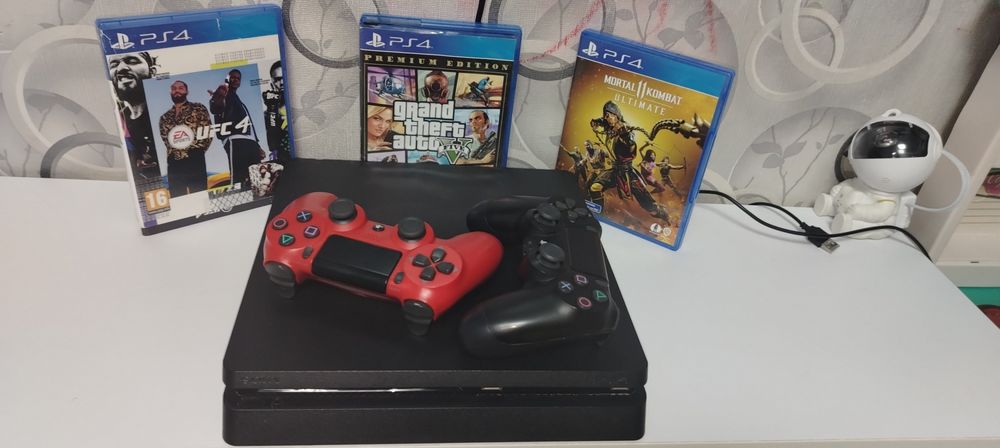 В продаже Sony PlayStation 4 Slim 1 tb