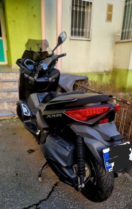 Yamaha X-max 400 cc 30 cp Momo Design